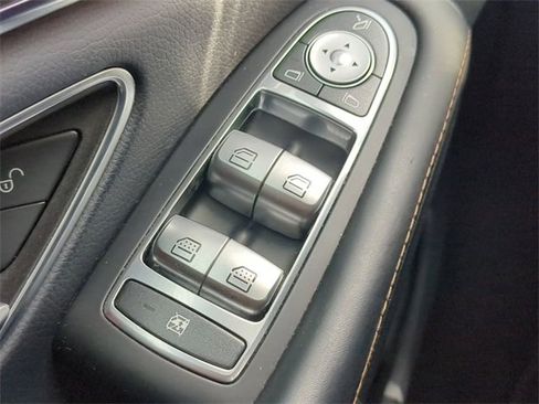 Used 2016 Mercedes-Benz S 550 4MATIC Sedan image 22
