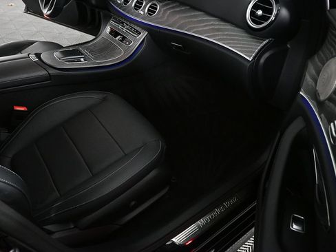 Used 2021 Mercedes-Benz E 350 Sedan image 22