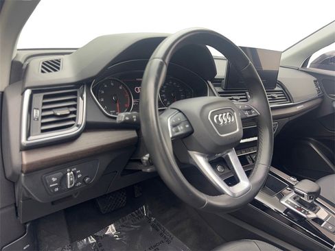 Used 2022 Audi Q5 2.0T Premium w/ Convenience Package image 51