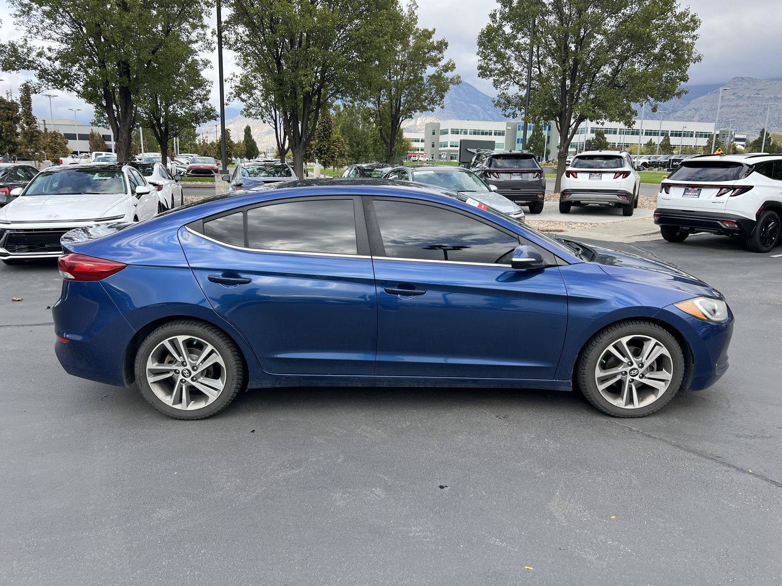 Used 2018 Hyundai Elantra Limited w/ Cargo Package FWD image 14