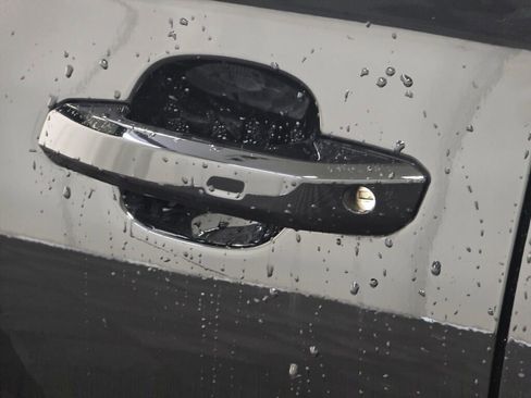 New 2025 Audi Q5 2.0T Premium Plus image 21