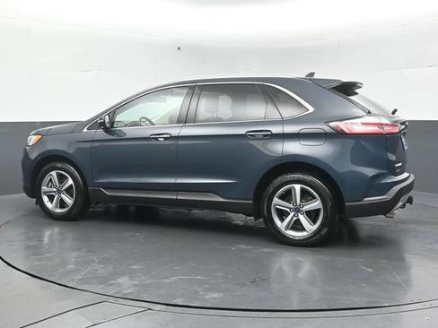 Certified 2019 Ford Edge Titanium w/ Cold Weather Package AWD/4WD image 5