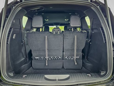 New 2027 Chrysler Pacifica Select FWD image 28