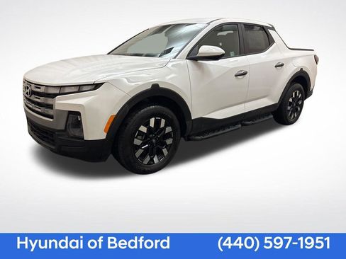 New 2025 Hyundai Santa Cruz SE image 1