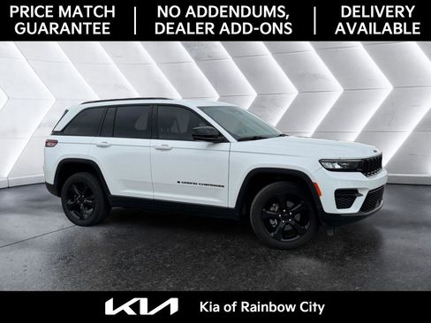 Used 2023 Jeep Grand Cherokee Altitude image 1