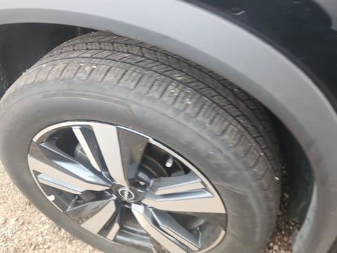 Used 2026 Nissan Rogue SL AWD/4WD image 8