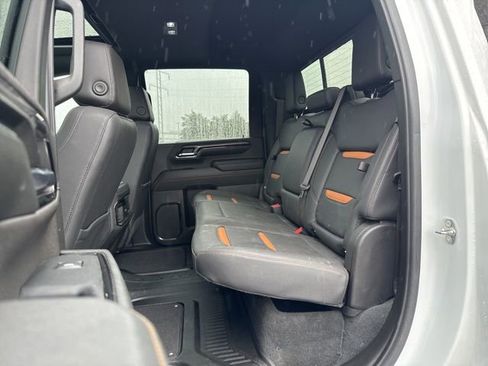 Used 2024 GMC Sierra 2500 AT4 AWD/4WD image 21