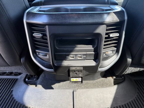 Used 2021 RAM 1500 Big Horn AWD/4WD image 33