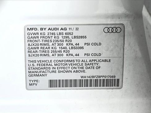Certified 2023 Audi Q4 e-tron Prestige image 26