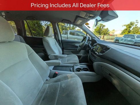 Used 2021 Honda Pilot EX image 9