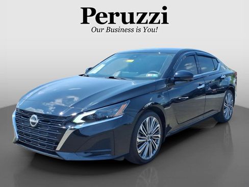 Certified 2025 Nissan Altima 2.5 SL FWD image 8