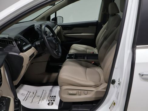 Used 2024 Honda Odyssey Touring image 10