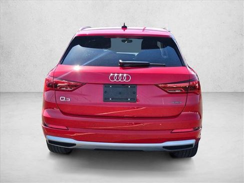 Used 2022 Audi Q3 2.0T Premium AWD/4WD image 7