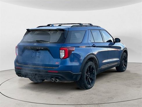 Used 2020 Ford Explorer ST w/ ST Street Pack image 5