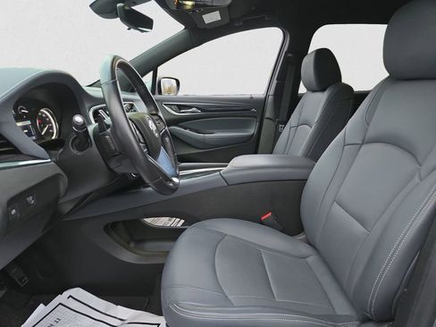 Used 2024 Buick Enclave Essence w/ Technology Package image 10