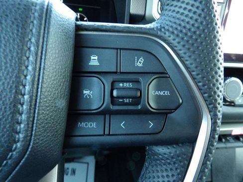 Used 2026 Toyota Tundra Limited AWD/4WD image 19