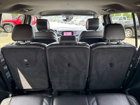 Used 2024 Jeep Wagoneer Series II w/ Flexible Seating Group AWD/4WD image 19
