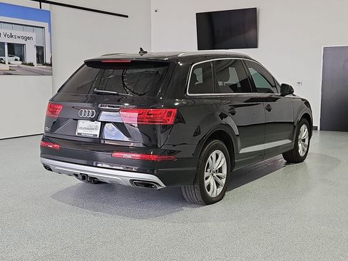 Used 2019 Audi Q7 3.0T Premium AWD/4WD image 8