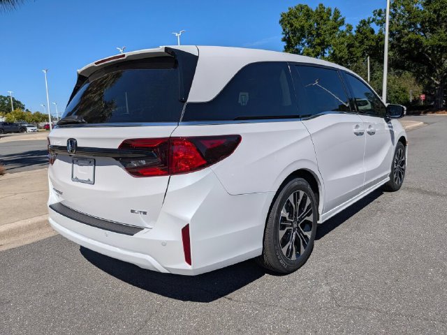 New 2027 Honda Odyssey Elite image 6