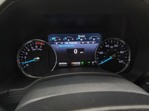 Used 2022 Ford F250 Lariat w/ Tremor Off-Road Package image 10