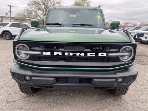 Certified 2025 Ford Bronco Outer Banks AWD/4WD image 2