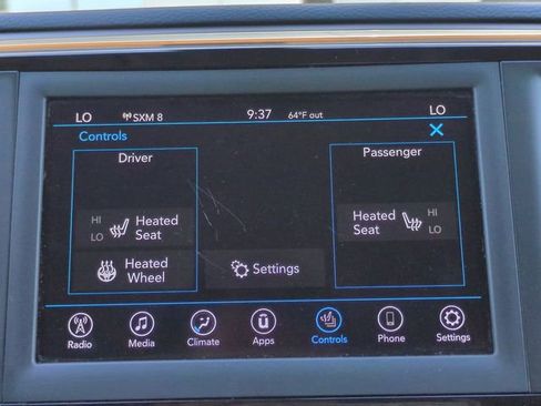Used 2019 Chrysler Pacifica Touring-L FWD image 21