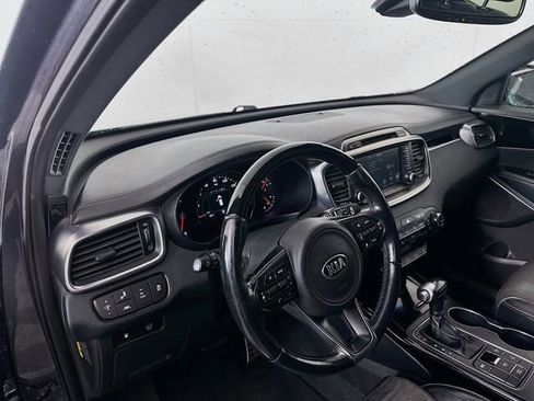 Used 2018 Kia Sorento SX FWD image 9