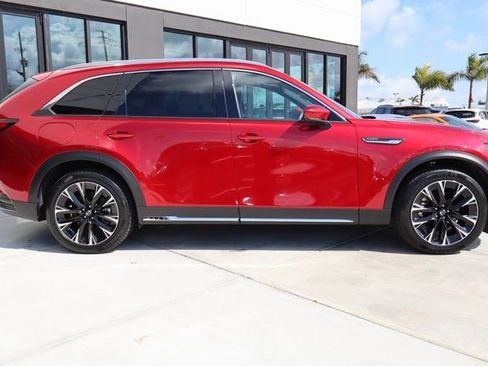 Used 2024 MAZDA CX-90 Plug-In Hybrid w/ Premium Plus image 2