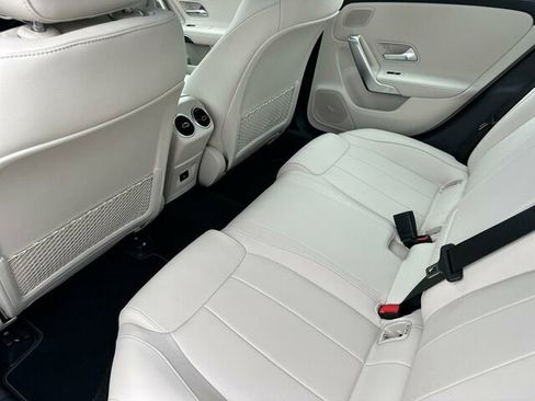 Used 2025 Mercedes-Benz CLA 250 4MATIC image 15