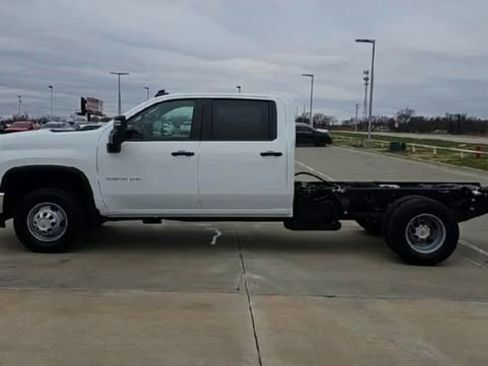 New 2026 Chevrolet Silverado 3500 W/T AWD/4WD image 5