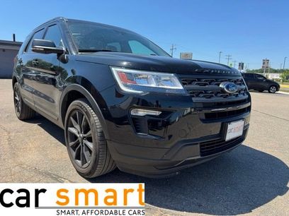 Used 2018 Ford Explorer XLT w/ XLT Appearance Package