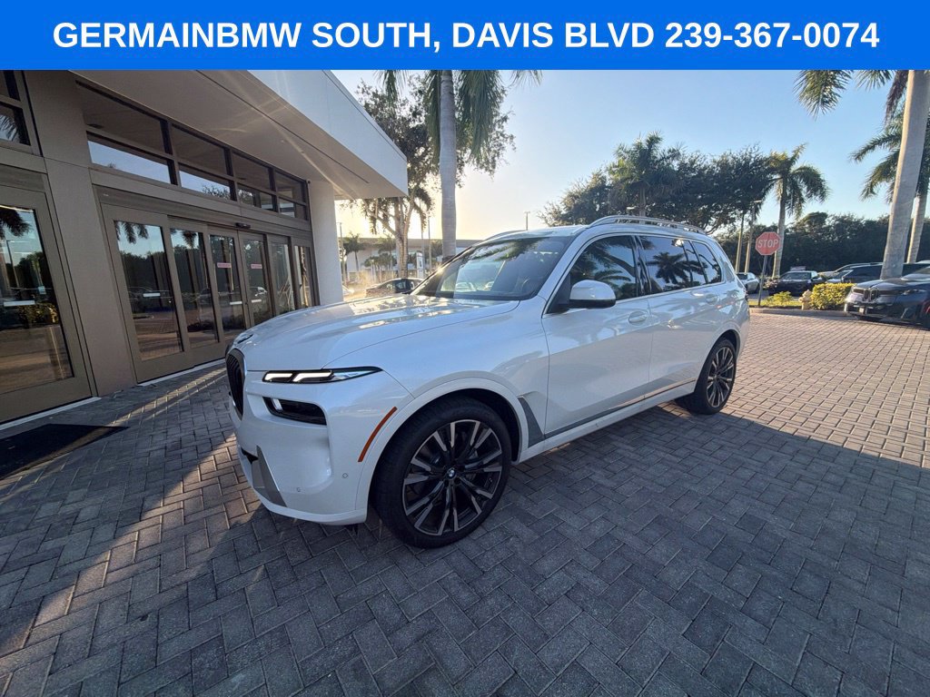 Used 2027 BMW X7 xDrive40i w/ Premium Package AWD/4WD image 2