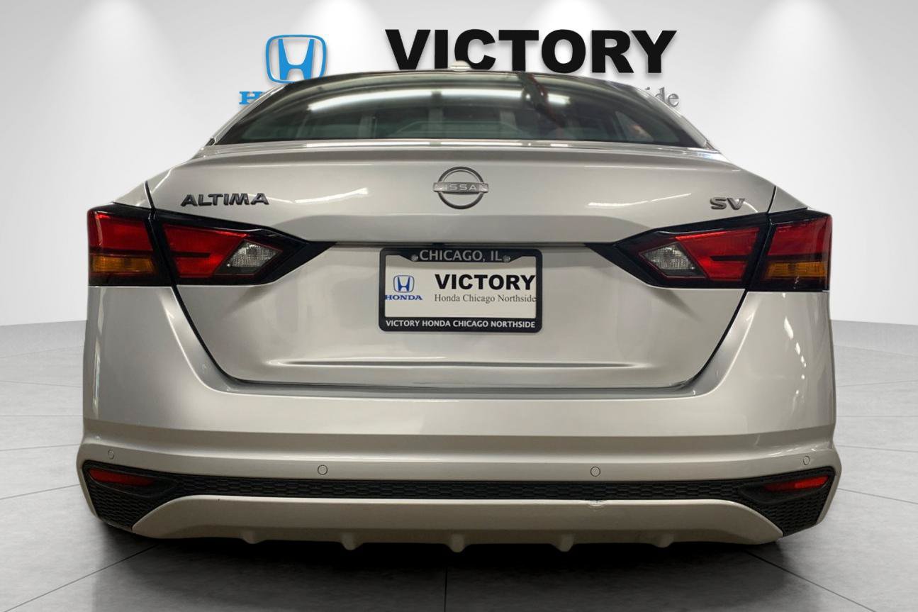 Used 2024 Nissan Altima 2.5 SV FWD image 5