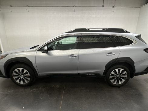 Used 2024 Subaru Outback Touring w/ Popular Package #2 AWD/4WD image 6