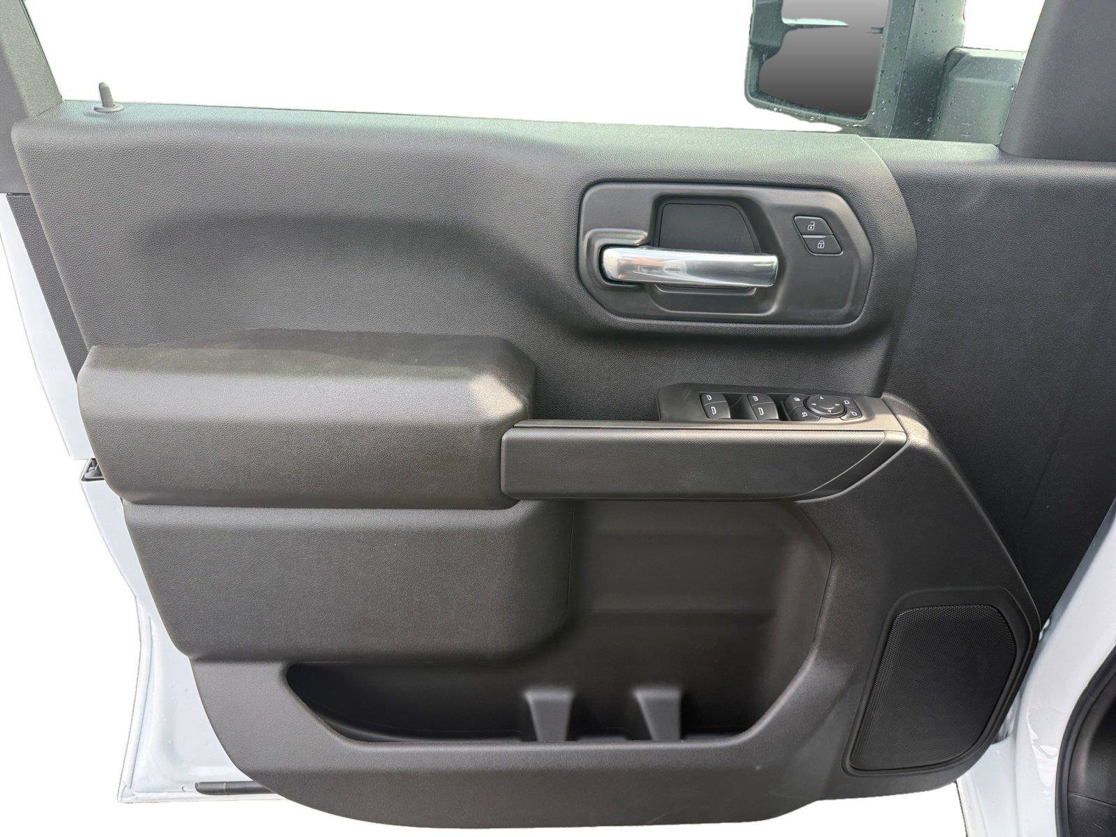 New 2026 Chevrolet Silverado 2500 Custom w/ Custom Value Package AWD/4WD image 9