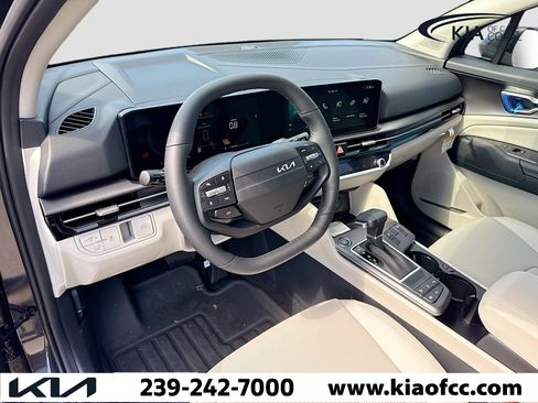 New 2026 Kia Sportage EX image 23