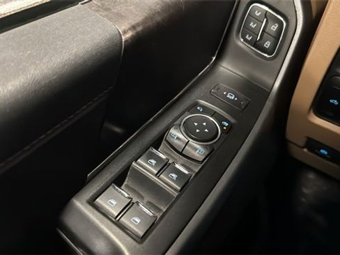 Used 2023 Ford F350 Lariat w/ Lariat Ultimate Package image 17