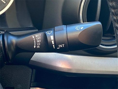 Used 2018 Toyota Tacoma SR5 image 22