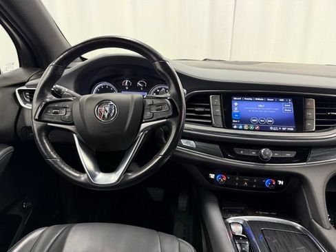 Used 2022 Buick Enclave Essence w/ Experience Buick Package image 9