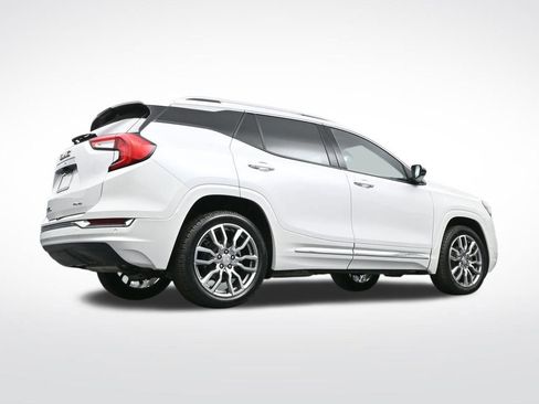 Used 2022 GMC Terrain Denali image 27