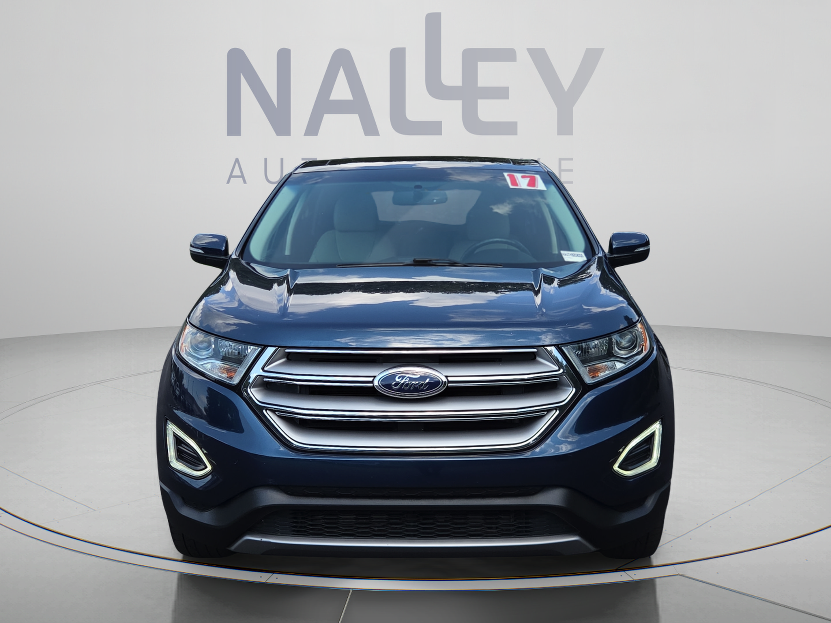 Used 2017 Ford Edge Titanium w/ Equipment Group 301A FWD image 8