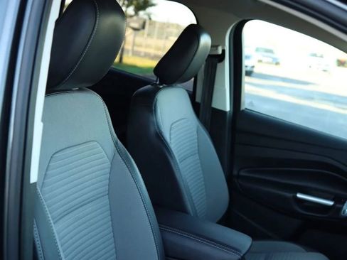 Used 2019 Ford Escape SE AWD/4WD image 44