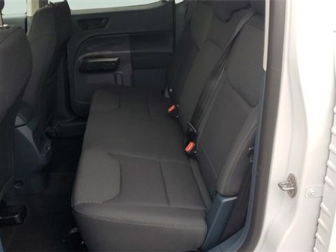 New 2025 Ford Maverick XL image 34