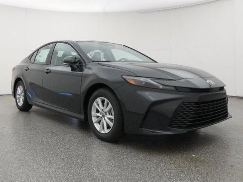 New 2026 Toyota Camry LE FWD image 29