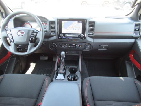 Used 2023 Nissan Frontier PRO-4X w/ Pro Convenience Package AWD/4WD image 14