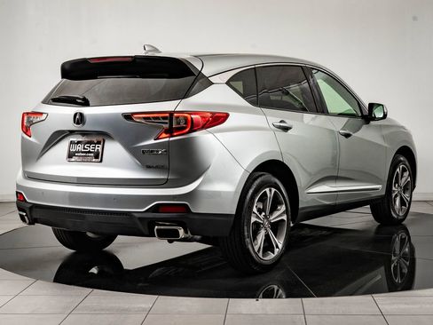Certified 2025 Acura RDX SH-AWD w/ Technology Package image 10
