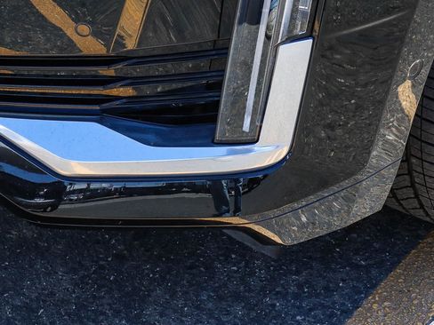 Used 2023 Cadillac Escalade ESV Premium Luxury Platinum AWD/4WD image 6