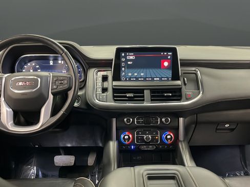 Used 2022 GMC Yukon XL SLT w/ SLT Luxury Package AWD/4WD image 11