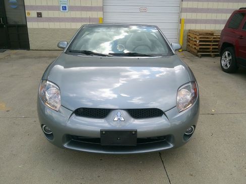 Used 2007 Mitsubishi Eclipse GT image 3