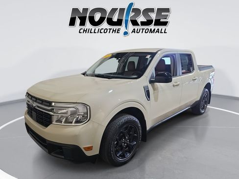 Used 2024 Ford Maverick Lariat w/ FX4 Off-Road Package AWD/4WD image 1